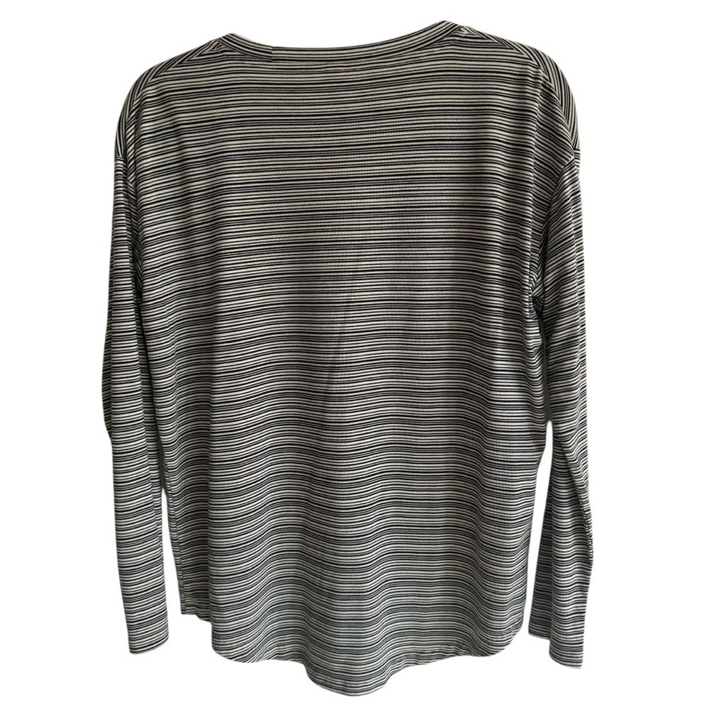 Athleta Cloudlight Stratus Striped Top, Size M - Picture 8 of 10